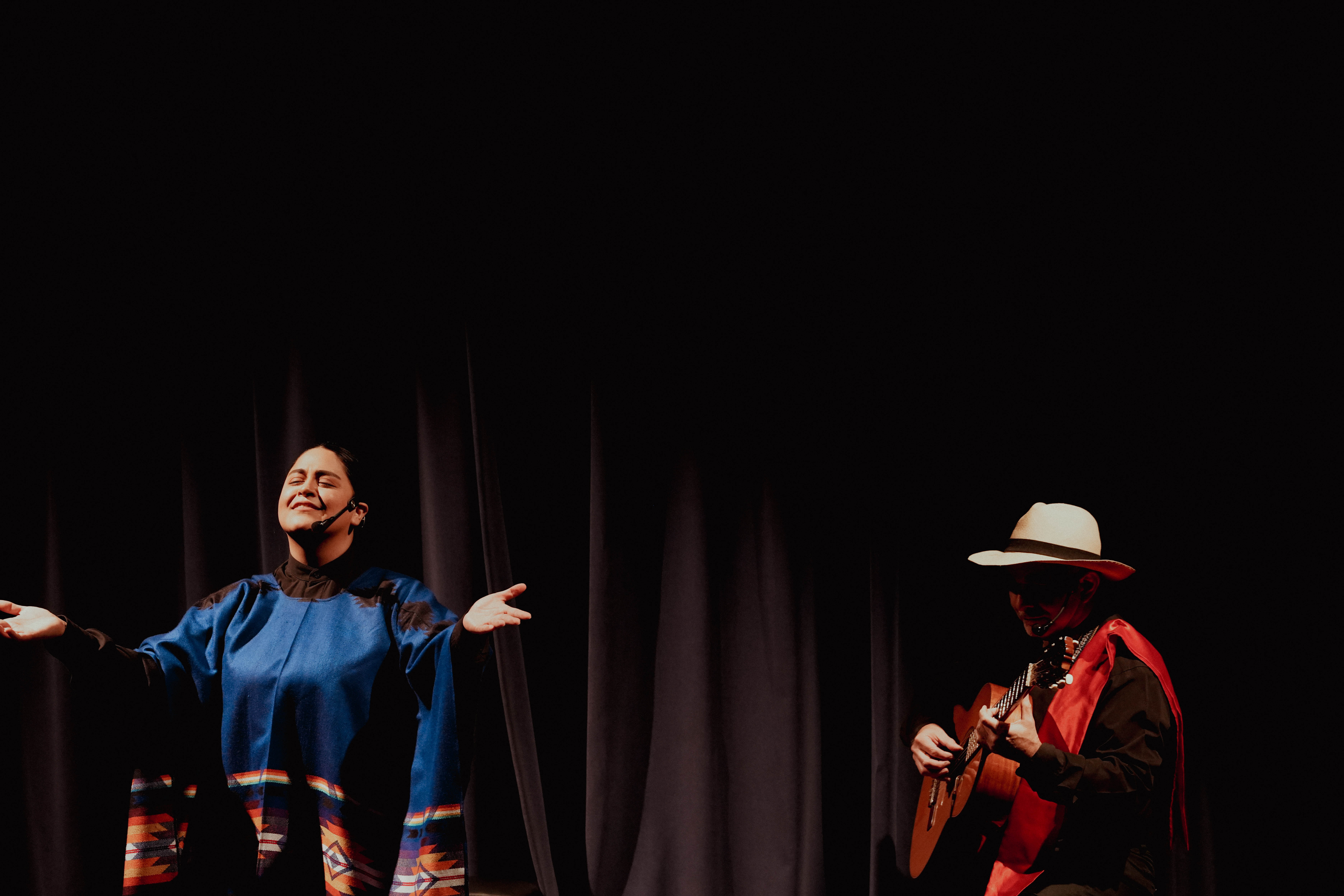 2.4.-Gala-Teatro-Eugene.jpg